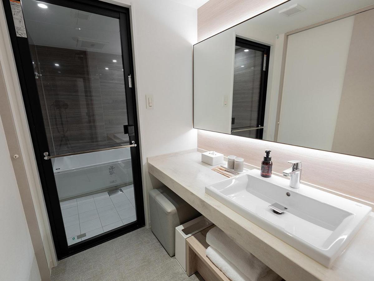 Hotel The Leben โอซาก้า ภายนอก รูปภาพ